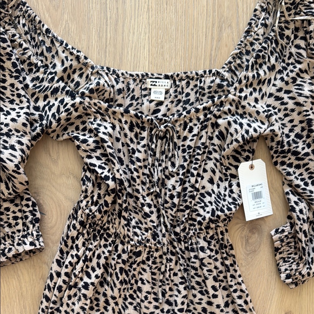 Billabong Beige and Black Leopard-Print Off-Shoulder mini dress